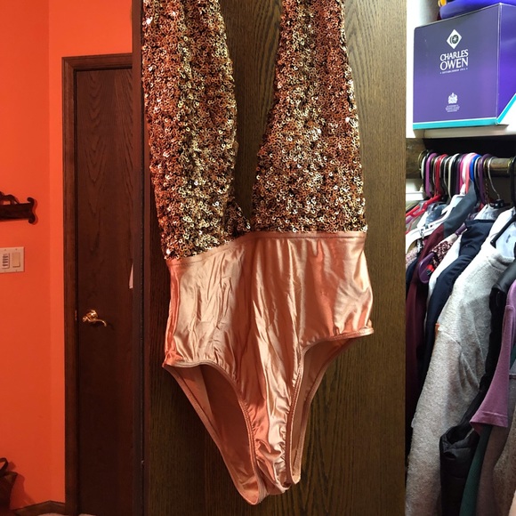 Urban Outfitters sparkly no back plunge bodysuit - Picture 2 of 2